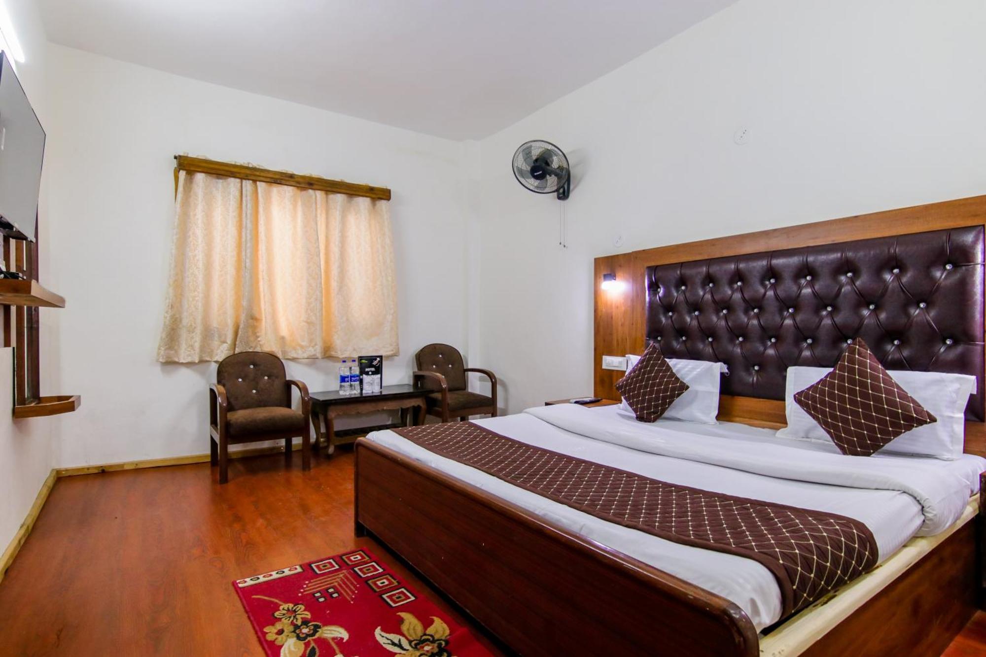 Mha Hotels The Moon Manali מראה חיצוני תמונה